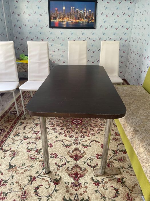 Продам стол со стульями