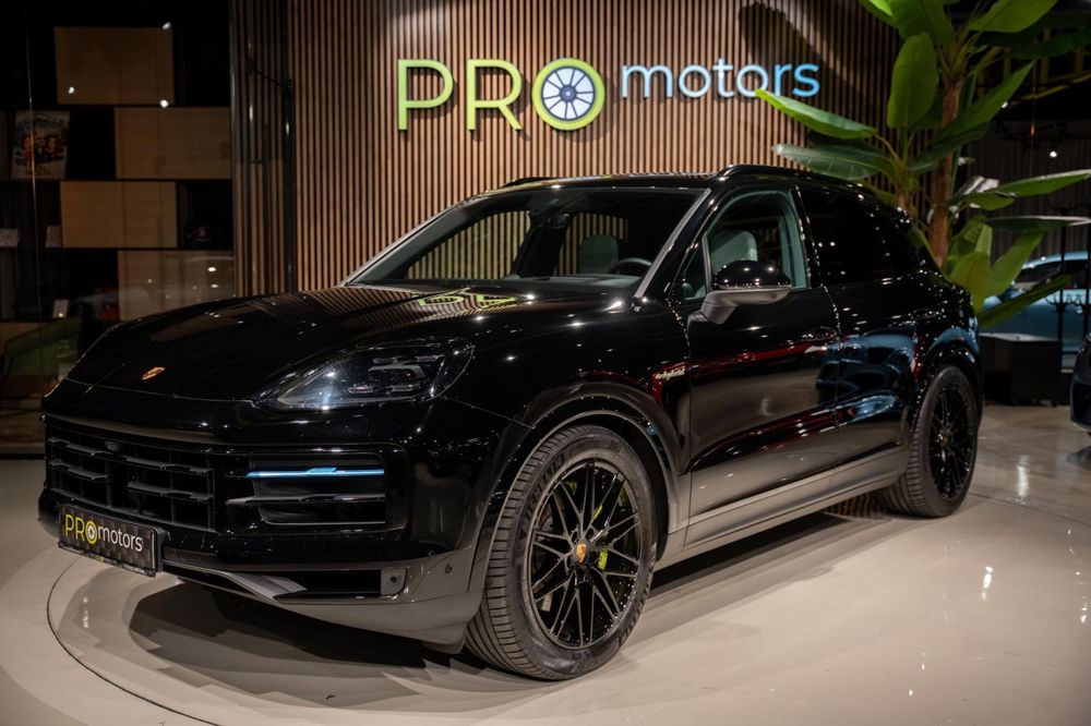 Porsche Cayenne Porsche Cayenne Hybrid
