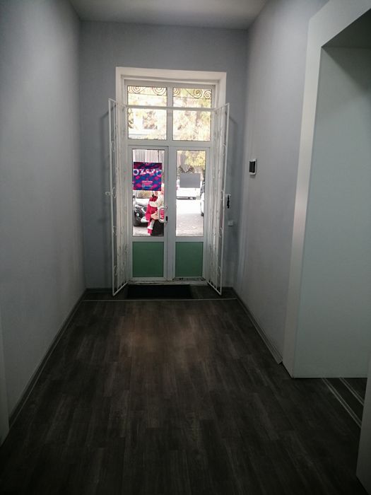 Сдам 2 х комнатное помещение в аренду