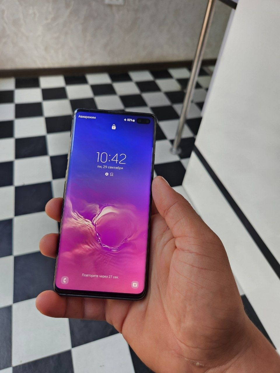 Samsung S10+ 8/128   A52 ideall tellara garantiya 100%