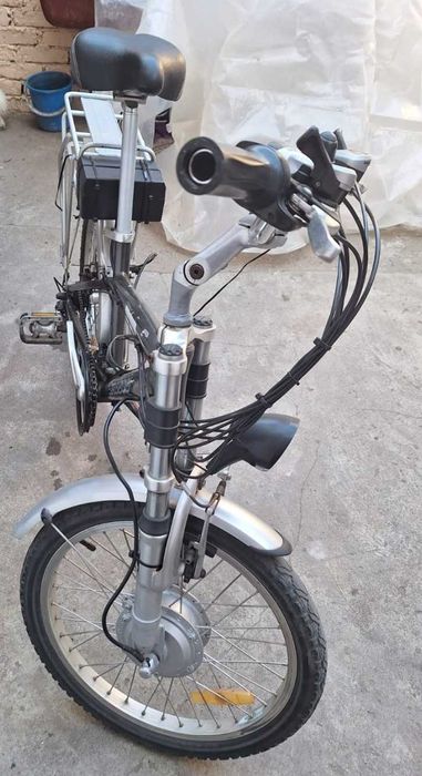 Bicicleta electrica cu acceleratie