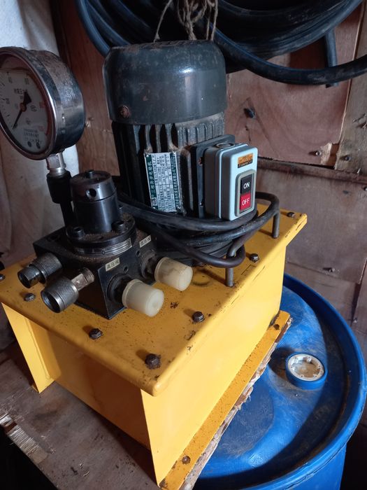 Продам электрогидравлический насос