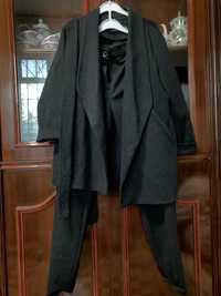 Черный костюм: брюки и пиджак
