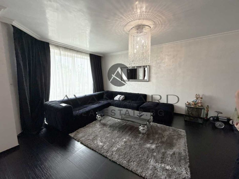 оф.24111 Луксозен тристаен/ Кършияка