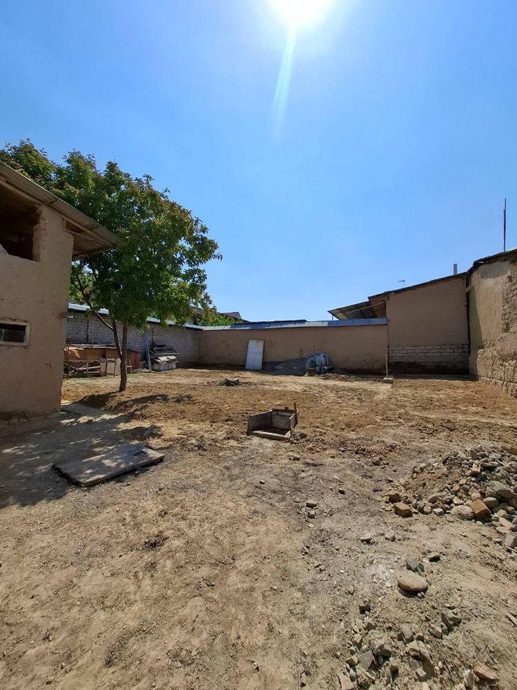 Yer sotiladi 3 sotix arentir Tashthermal sanatoryasi