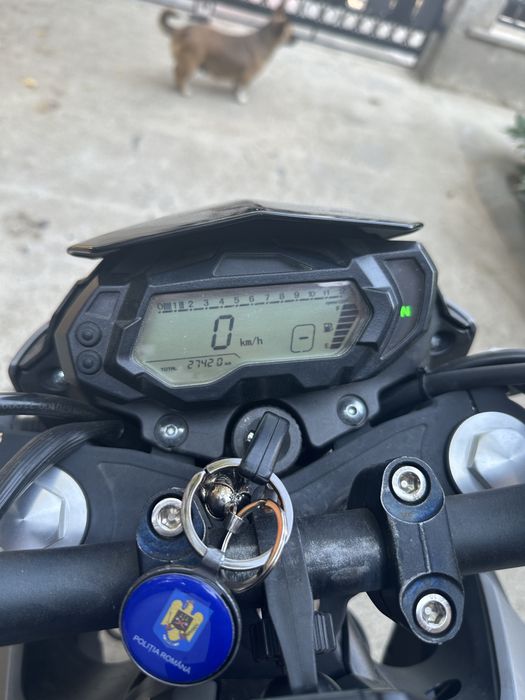 Vand motocicleta Benelli Bn 125