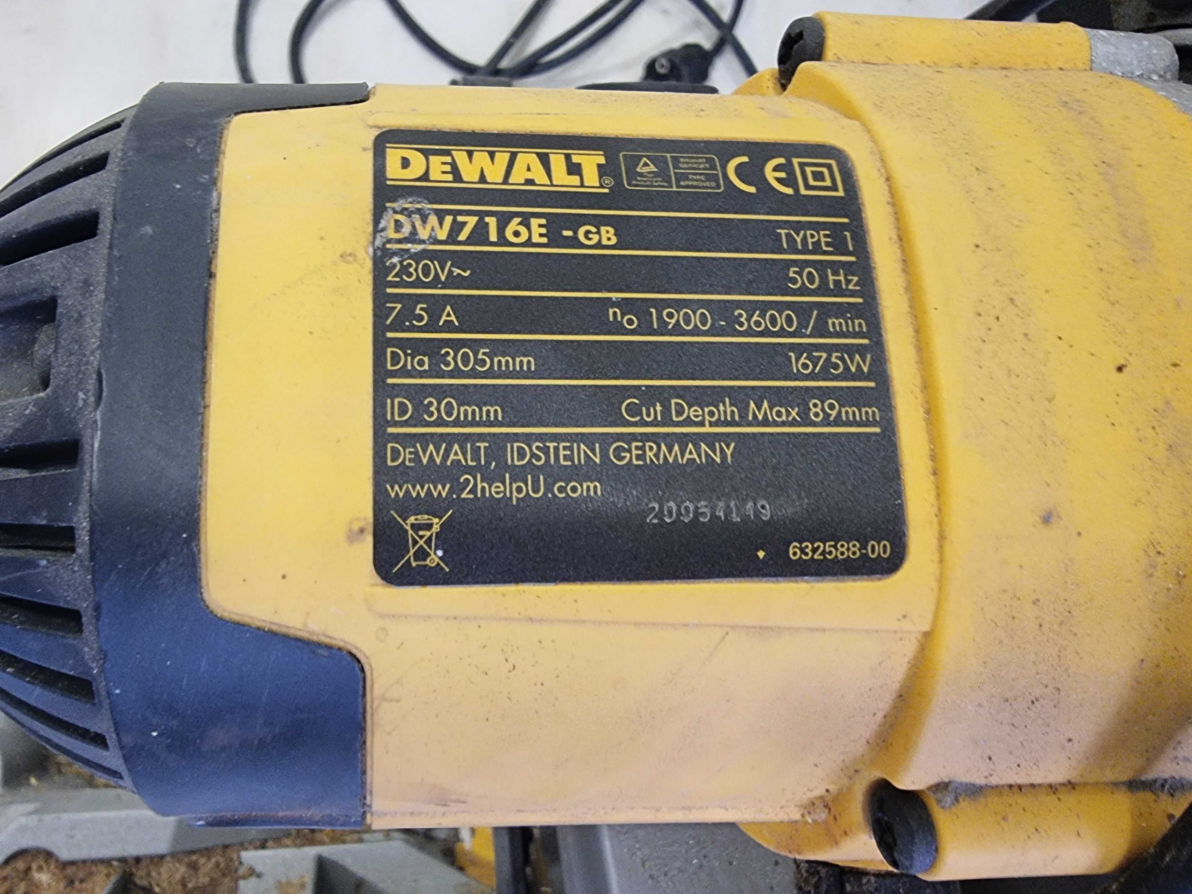 Потапящ циркуляр DEWALT DW716 / Герунг
