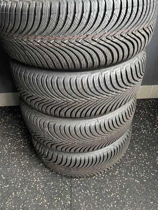 Roti NOI R17 PASSAT B8,Audi Q2,A3,A4,Golf,Troc,Octavia 215 55r17 IARNA