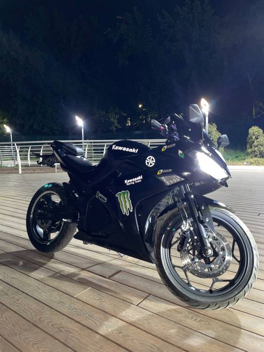 Продаеться срочно Kawasaki электро