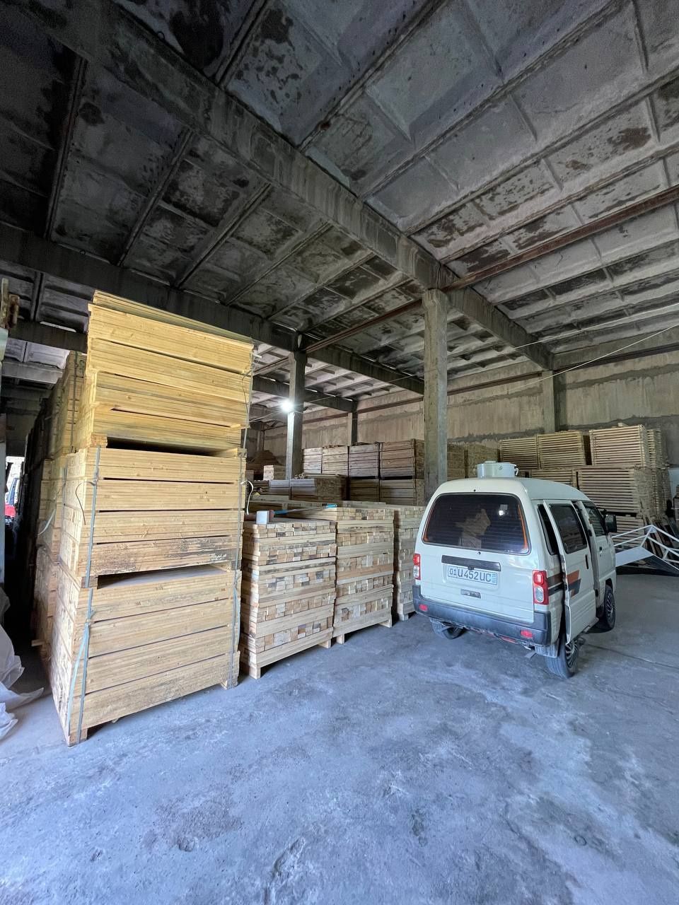 Продается база, Чирчик 32 соток. Ж.Д ветка есть