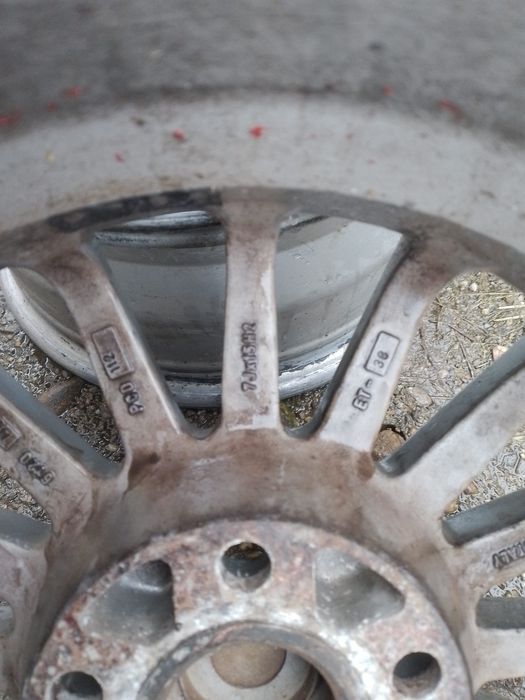 Vând Set jante aliaj