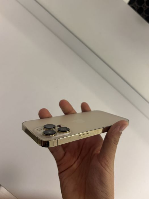 Iphone 13 pro gold