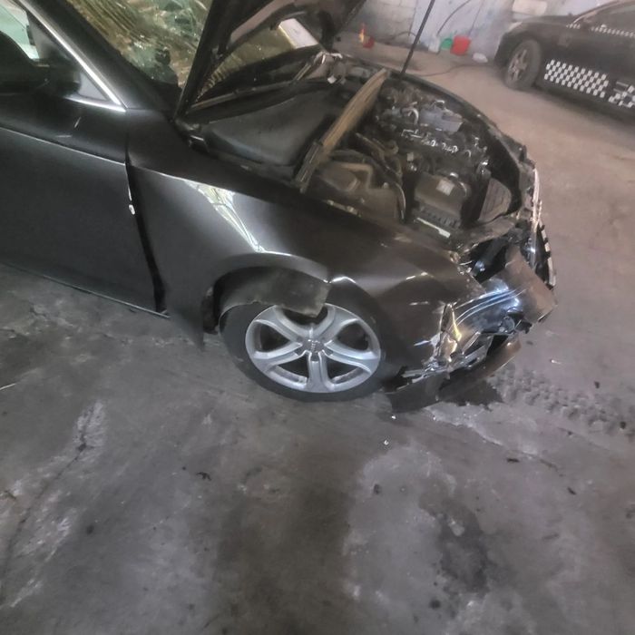 Audi A5 Primul proprietar  stare avariata