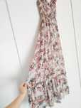 Rochie model floral, lungă, produsă în România