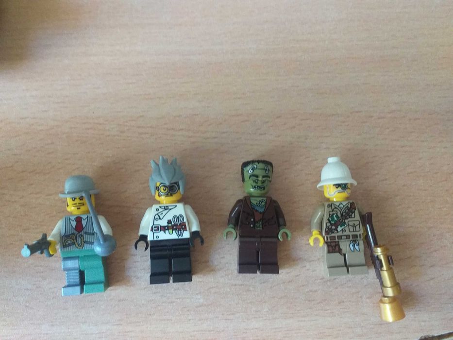 Lego monster fighters - The crazy scientist and his monster