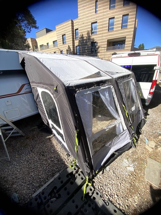 Cort gonflabil Dometic rally air pro 330 M 2023