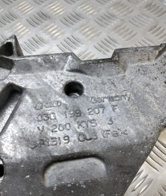 Suport motor 03g199207f Volkswagen VW Passat B6