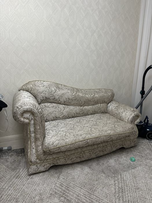 Продам Диван 1.65 см