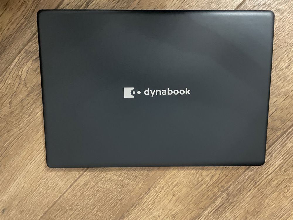 Продам новый ноутбук Dynabook Satellite Pro C-40-G-11