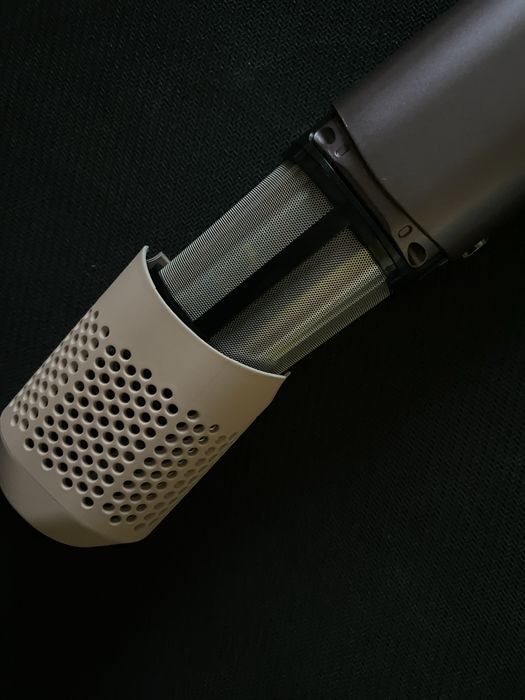 Aparat de îndreptat parul cu aer cald 2-in-1