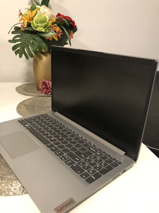 Leptop gri Gb 16