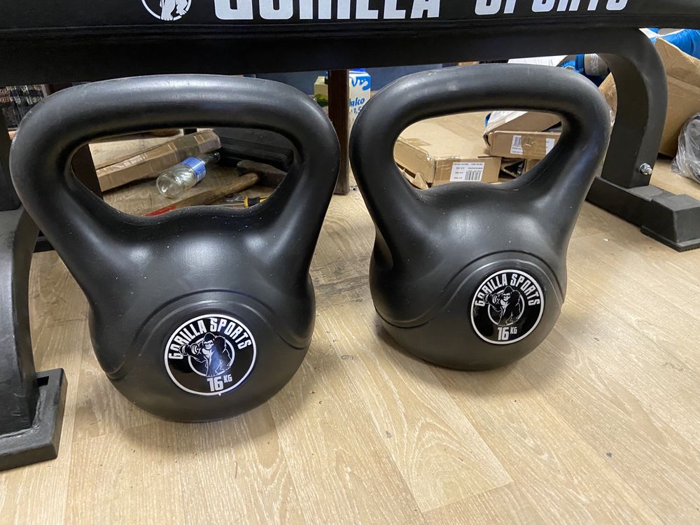 Set kettlebell noi 16 kg+16=32 kg made in Germany pret 90 ron bucata