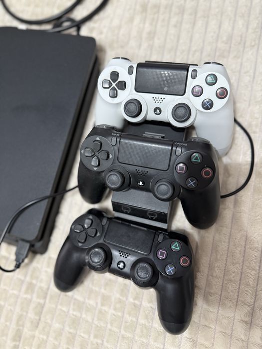 Playstation 4 impecabil