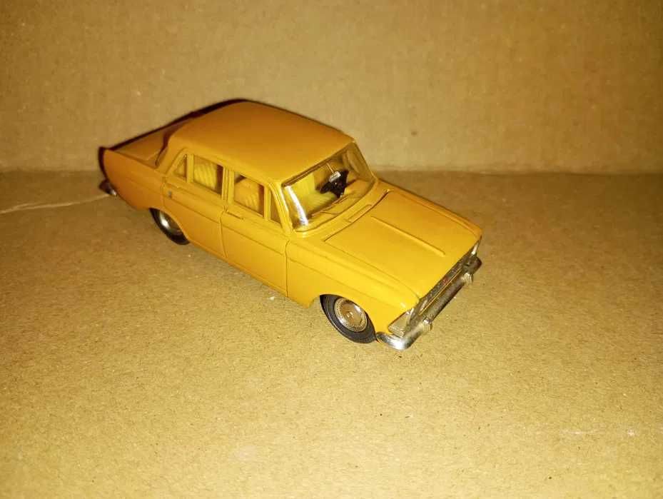 Машинка модель игрушка Москвич 412 А2 ссср