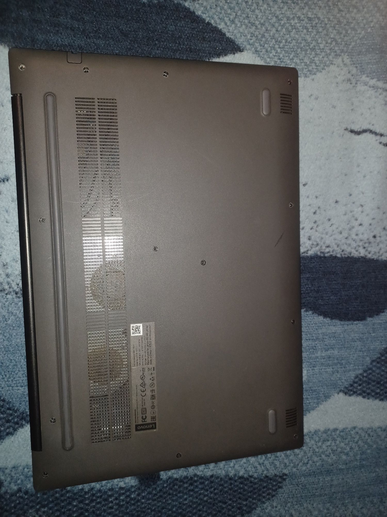 Lenovo Ideapad 330