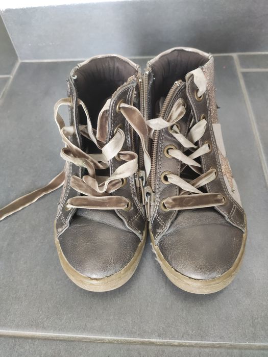 Ghetuțe și cizmulite fetițe, mărimea 26-27