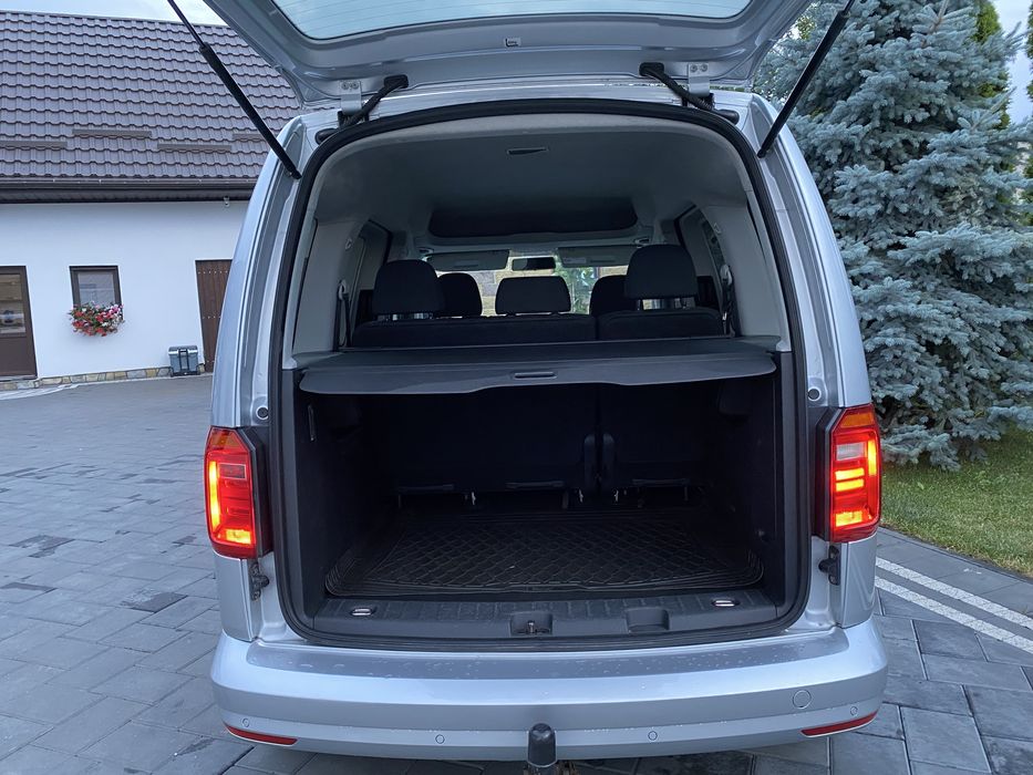 VW Caddy  Life Facelift-2.0 Tdi~ Euro-6-Bluemotion‼️Distronic