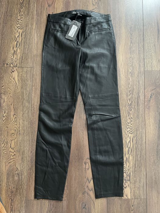 Pantaloni imitatie piele noi 34