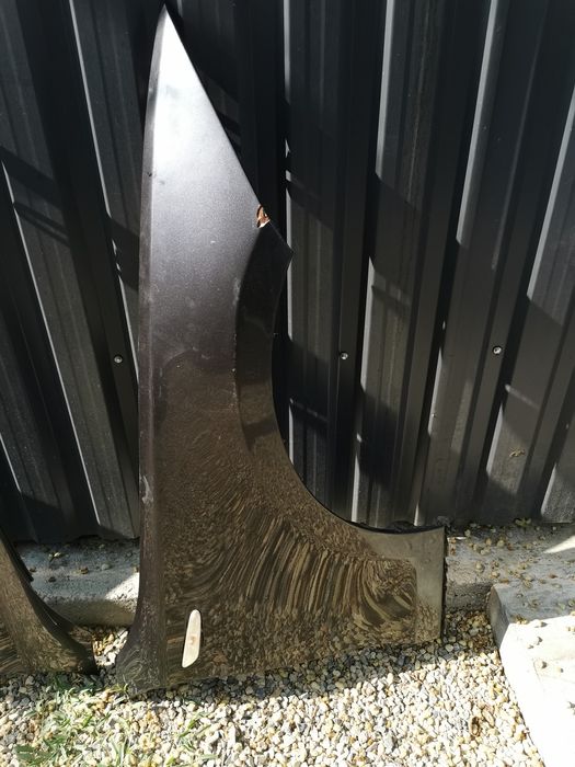 Aripa bmw e87 150 lei