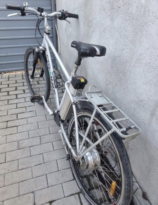 Bicicleta electrică ,full aluminiu , cu motor electric  24 v