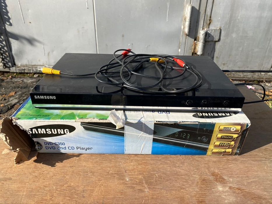 DVD и CD плеер Samsung