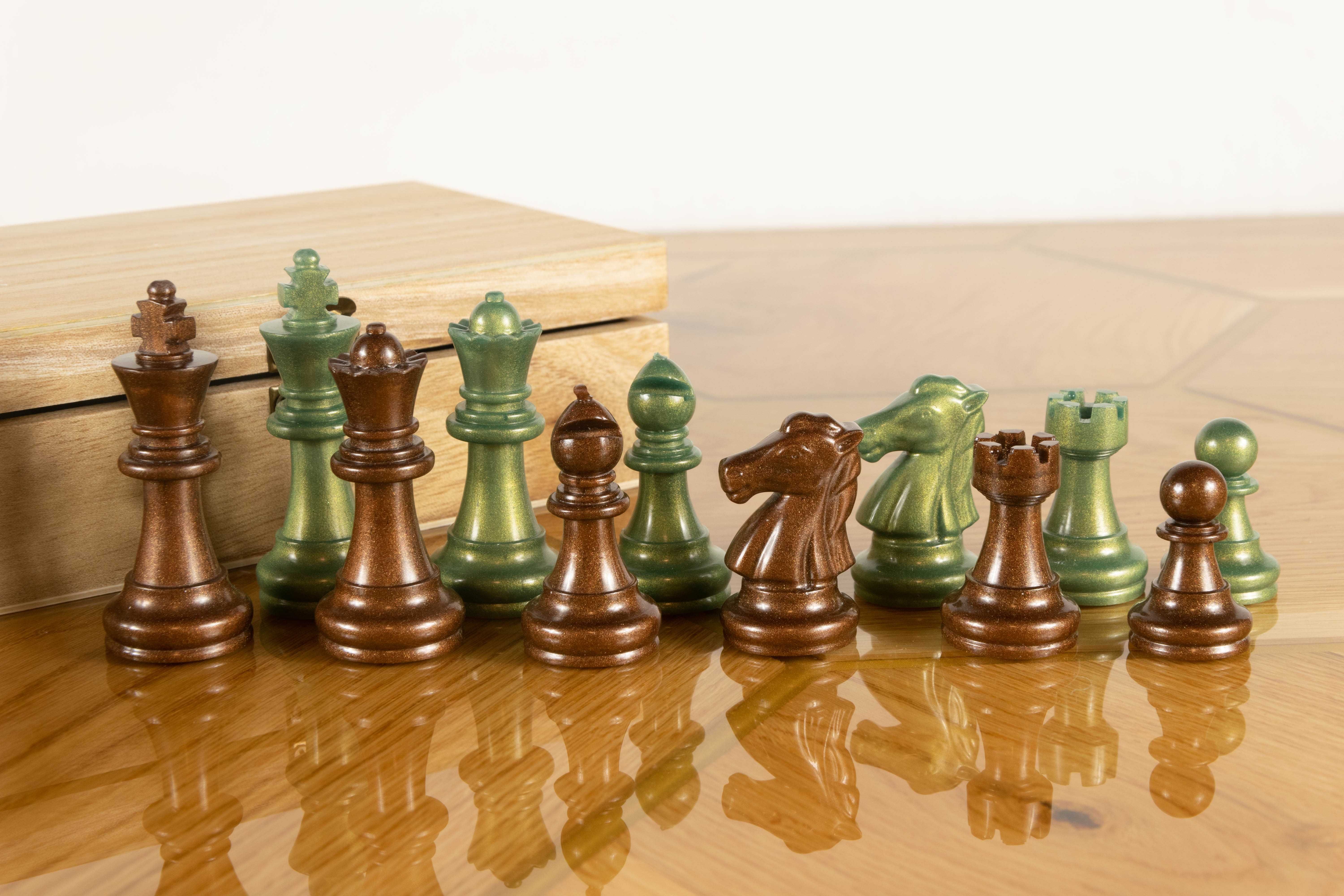 Set Piese de Șah din Rășină BRONZ/VERDE OLIVE (Ideal pentru cadou)