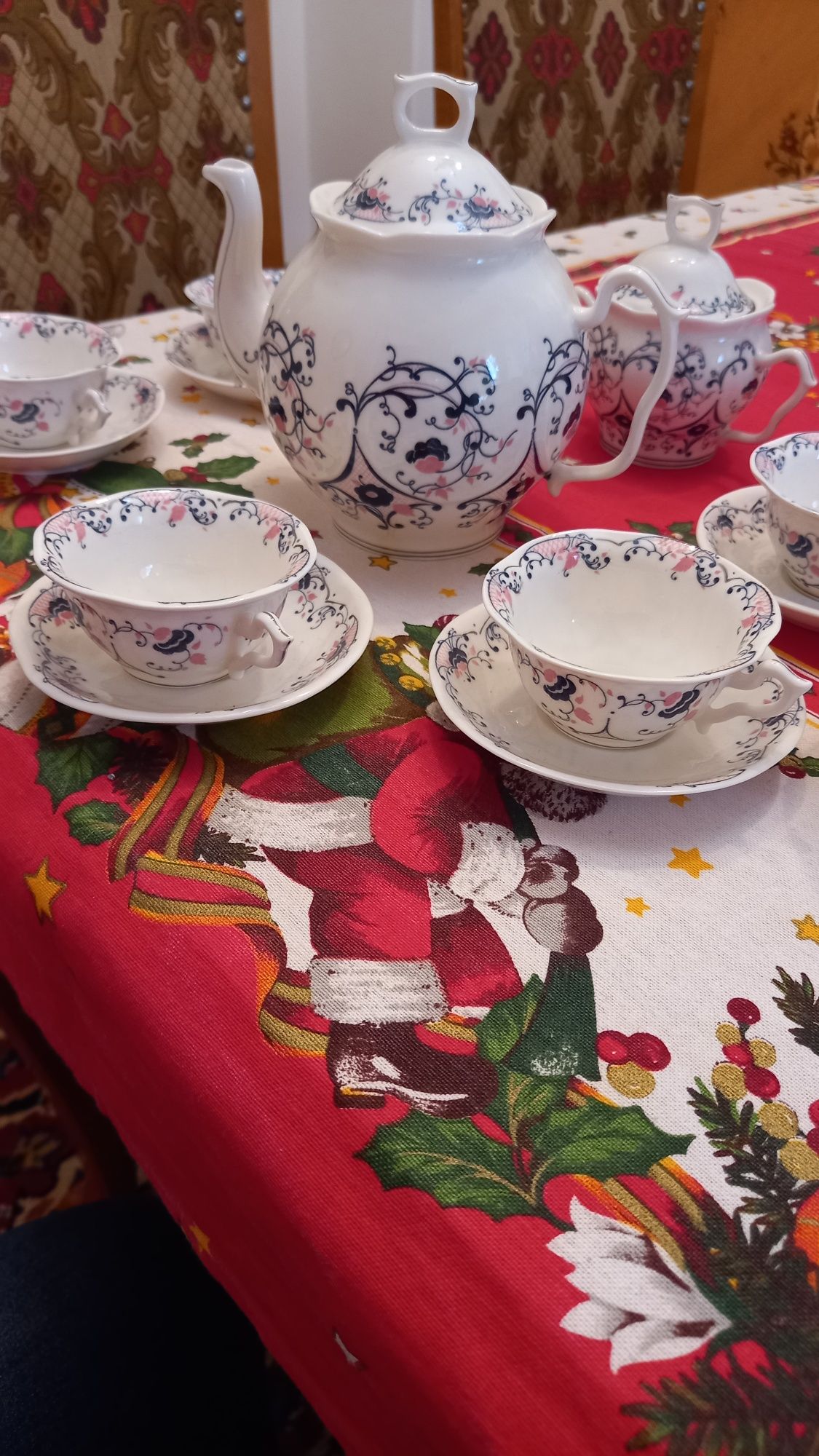 Vand set cafea porțelan fin 6 persoane,15 bucati