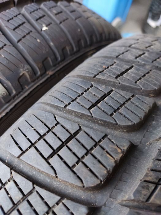 275 45 20 и 305 40 20 Pirelli зимни