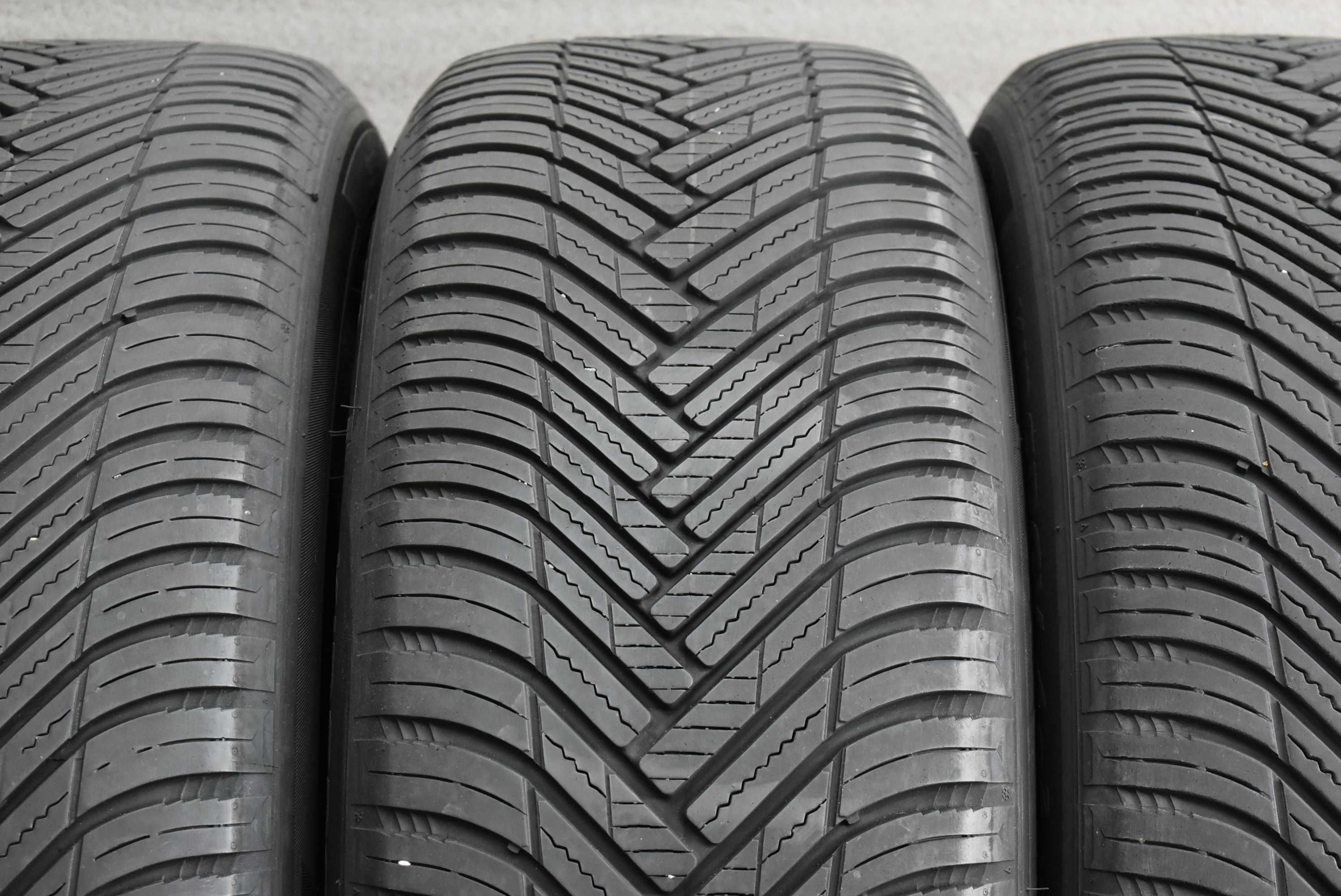 Всесезонни гуми 235/55/19  Hankook