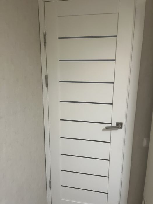 Продам двери с обналичкой , коробками и доборками. Ширина 60,70,80.