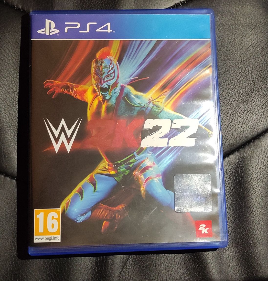 Продавам игра за PS4 WWE 2k22!