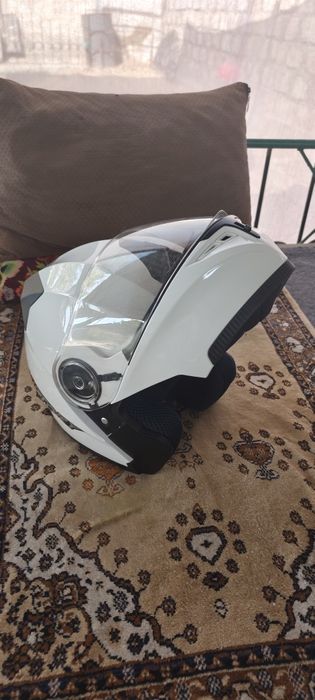 Мото шлем в отличном состоянии!
