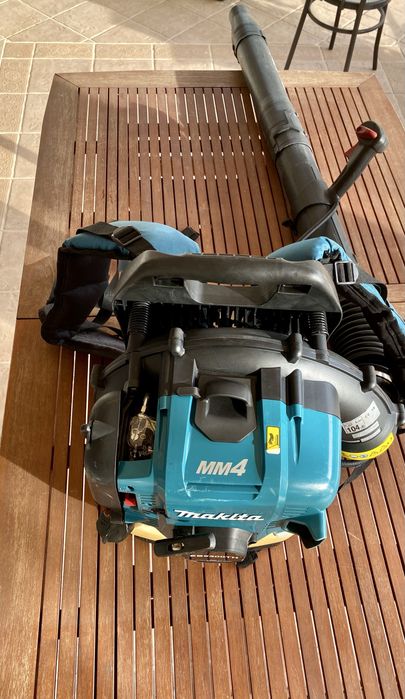 Makita EB 5300TH suflanta frunze motor in 4 timpi