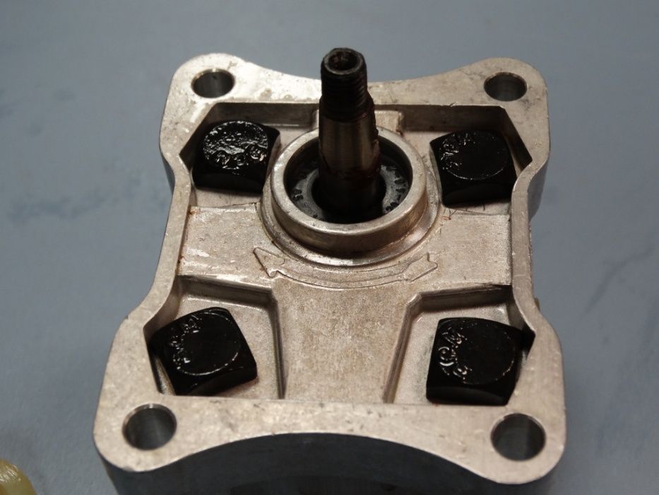 Хидравлична помпа C0.36X