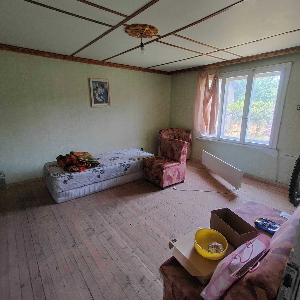 Продава се Къща в с. Гара Орешец, Област Видин - 56 кв.м за 286 €/кв.м - Снимка #5