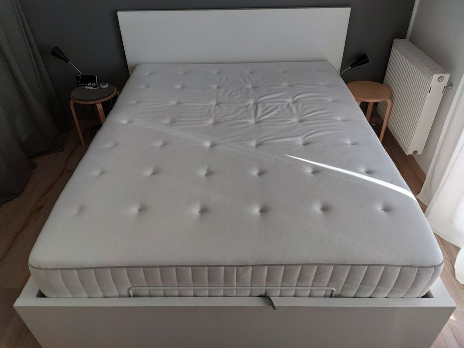 Saltea 160x200 impecabila