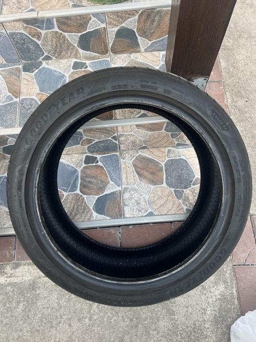 Vand 2 anvelope 225/45/19 goodyear profil 6+