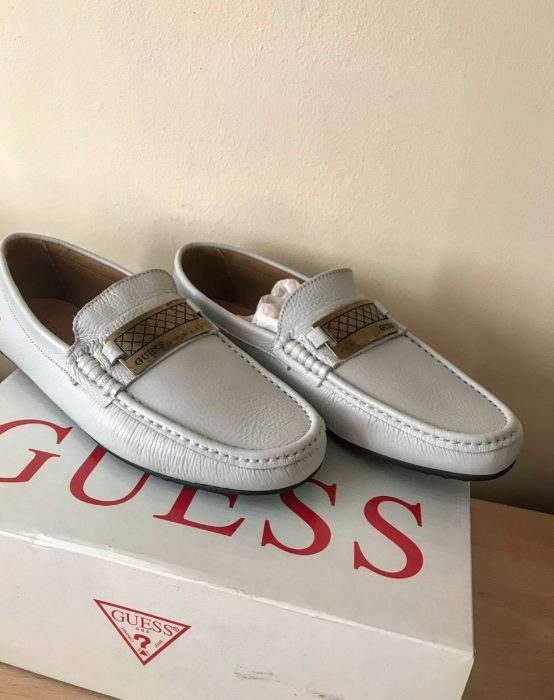 Мокасини Guess