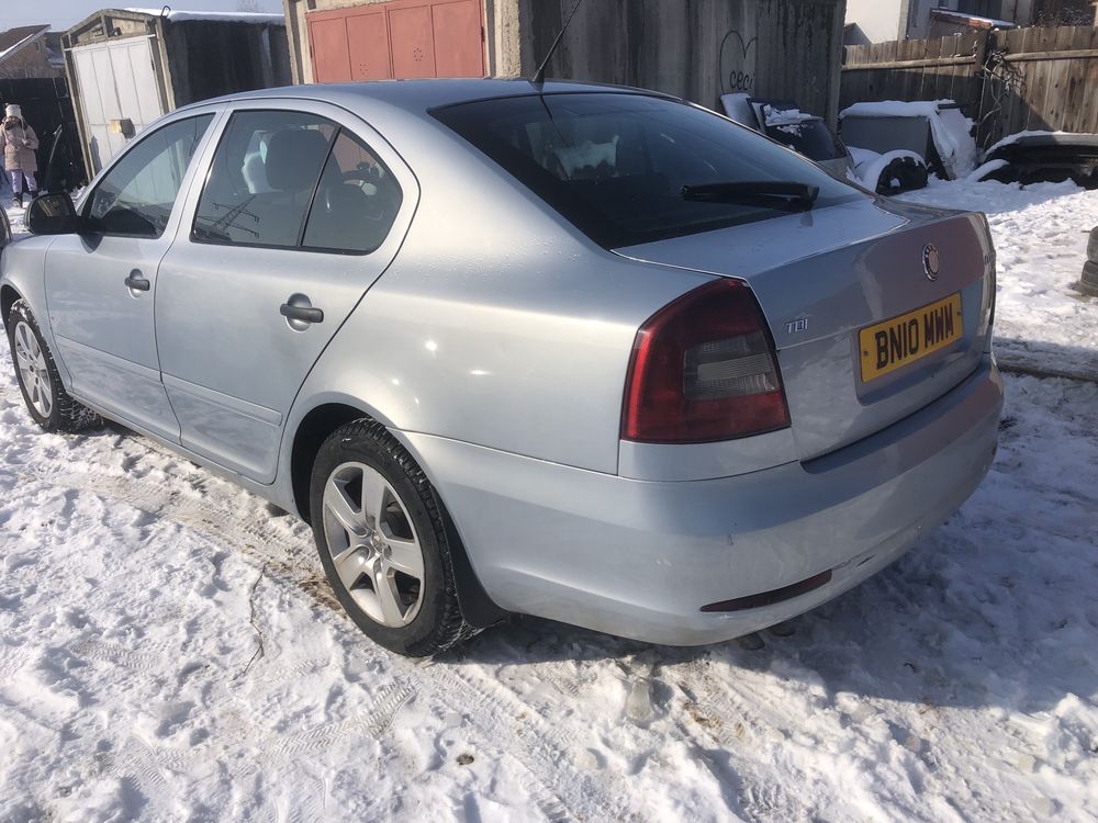 Usa stanga dreapta Skoda Octavia 2 facelift 2010