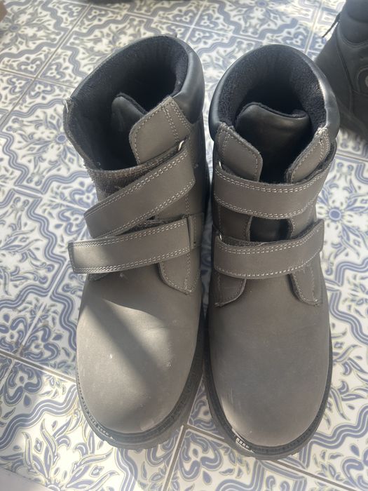 Ботинки демисезонные почти новые